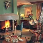 Relais & Chateaux Schwarzmatt Otel 4*