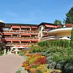 Relais & Chateaux Schwarzmatt Otel
