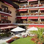 Relais & Chateaux Schwarzmatt Otel 4*