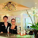 Otel Relais & Chateaux Schwarzmatt 4*