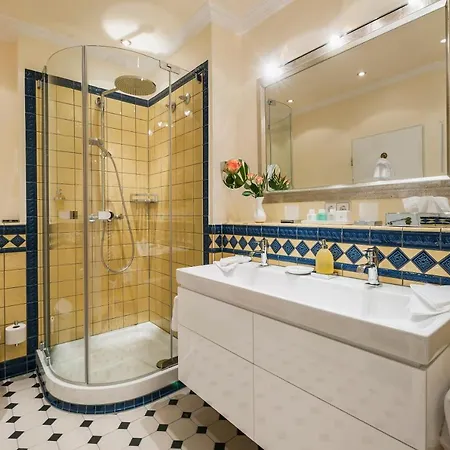 Relais & Chateaux Schwarzmatt فندق بادنويلر