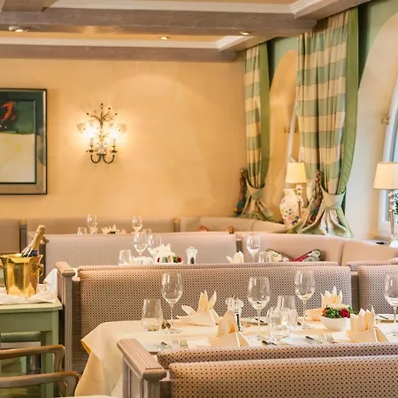 Relais & Chateaux Schwarzmatt Hotel