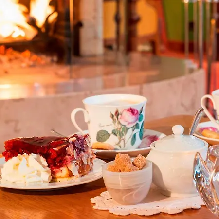 Relais & Chateaux Schwarzmatt Hotel