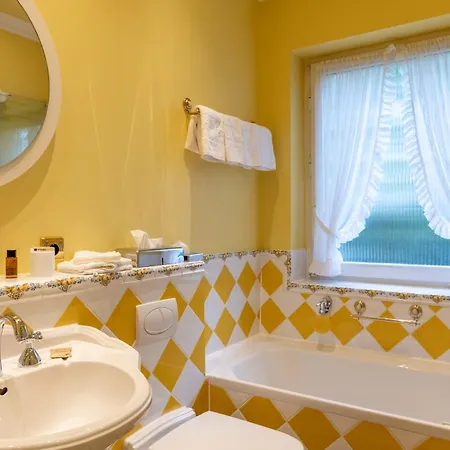 Relais & Chateaux Schwarzmatt Hotel