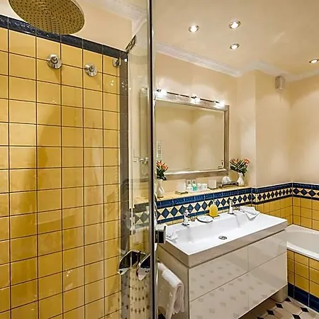 فندق Relais & Chateaux Schwarzmatt بادنويلر